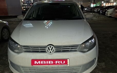 Volkswagen Polo VI (EU Market), 2012 год, 800 000 рублей, 6 фотография