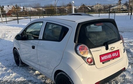 Chevrolet Spark III, 2012 год, 650 000 рублей, 5 фотография