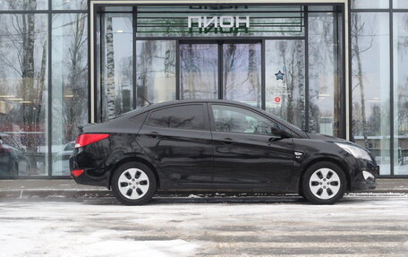 Hyundai Solaris II рестайлинг, 2015 год, 1 200 000 рублей, 4 фотография