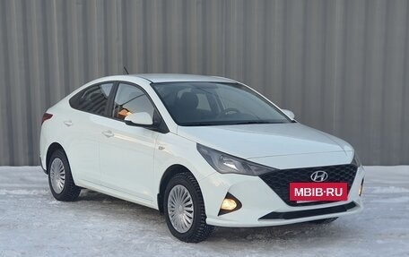 Hyundai Solaris II рестайлинг, 2020 год, 1 628 000 рублей, 3 фотография