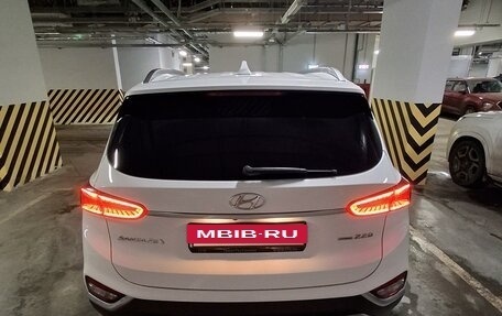 Hyundai Santa Fe IV, 2019 год, 3 950 000 рублей, 4 фотография