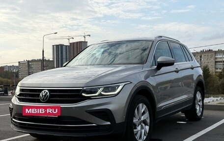 Volkswagen Tiguan II, 2021 год, 3 100 000 рублей, 3 фотография