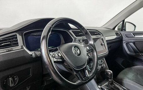 Volkswagen Tiguan II, 2017 год, 2 797 000 рублей, 13 фотография