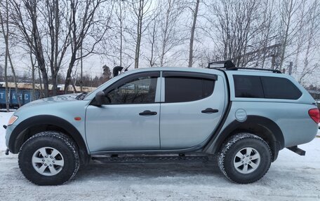 Mitsubishi L200 IV рестайлинг, 2008 год, 1 700 000 рублей, 3 фотография