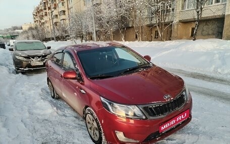 KIA Rio III рестайлинг, 2013 год, 1 100 000 рублей, 2 фотография