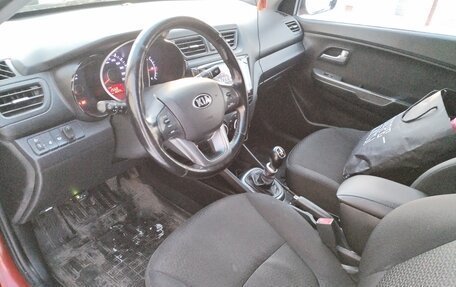 KIA Rio III рестайлинг, 2013 год, 1 100 000 рублей, 6 фотография