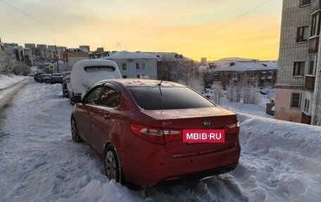 KIA Rio III рестайлинг, 2013 год, 1 100 000 рублей, 4 фотография