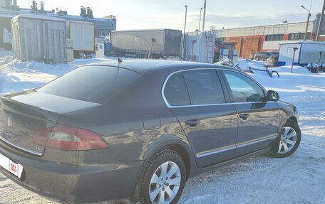 Skoda Superb III рестайлинг, 2008 год, 950 000 рублей, 3 фотография