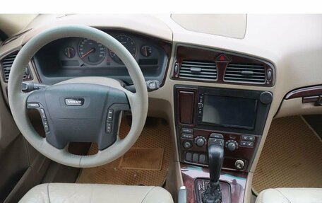 Volvo V70 III рестайлинг, 2002 год, 634 000 рублей, 9 фотография