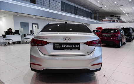 Hyundai Solaris II рестайлинг, 2017 год, 1 358 000 рублей, 10 фотография