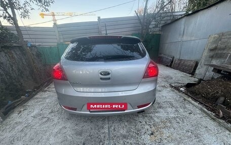 KIA cee'd I рестайлинг, 2011 год, 750 000 рублей, 18 фотография