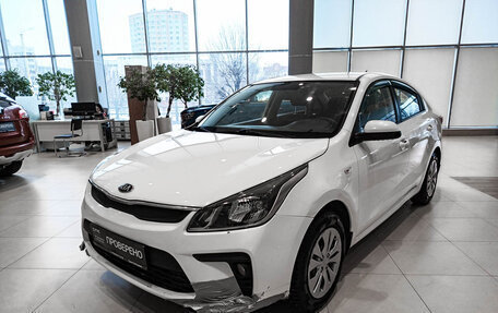 KIA Rio IV, 2018 год, 1 000 000 рублей, 5 фотография