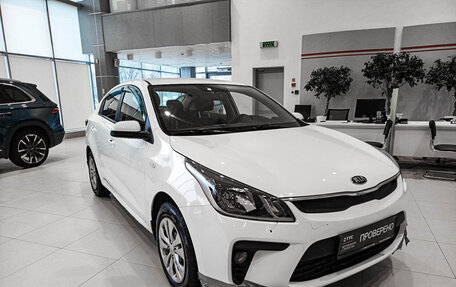 KIA Rio IV, 2018 год, 1 000 000 рублей, 7 фотография