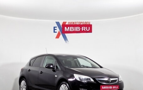 Opel Astra J, 2011 год, 765 000 рублей, 2 фотография