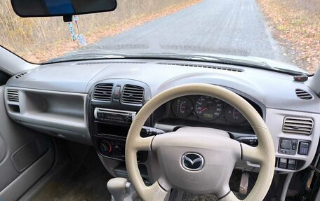 Mazda Demio III (DE), 2001 год, 255 000 рублей, 21 фотография