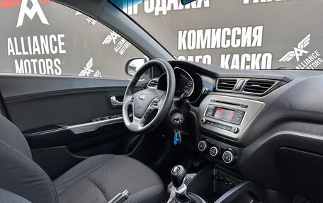 KIA Rio III рестайлинг, 2016 год, 985 000 рублей, 15 фотография