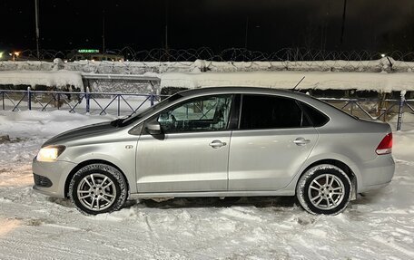 Volkswagen Polo VI (EU Market), 2013 год, 649 000 рублей, 2 фотография