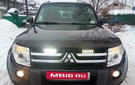 Mitsubishi Pajero IV, 2011 год, 1 970 000 рублей, 5 фотография