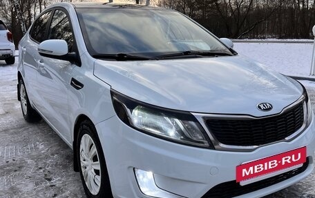 KIA Rio III рестайлинг, 2013 год, 980 000 рублей, 2 фотография