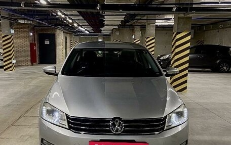 Volkswagen Passat B7, 2012 год, 1 300 000 рублей, 3 фотография