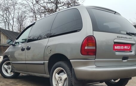 Chrysler Voyager III, 1996 год, 480 000 рублей, 4 фотография