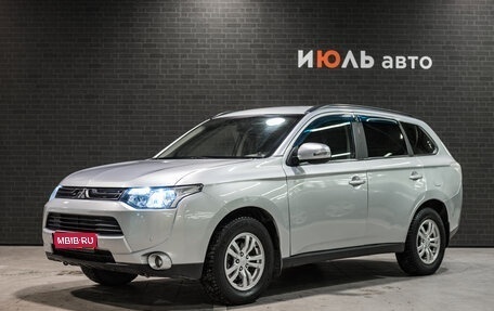 Mitsubishi Outlander III рестайлинг 3, 2012 год, 1 450 000 рублей, 1 фотография