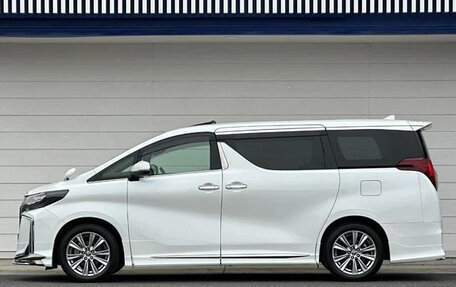 Toyota Alphard III, 2021 год, 3 350 000 рублей, 4 фотография