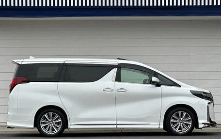 Toyota Alphard III, 2021 год, 3 350 000 рублей, 8 фотография