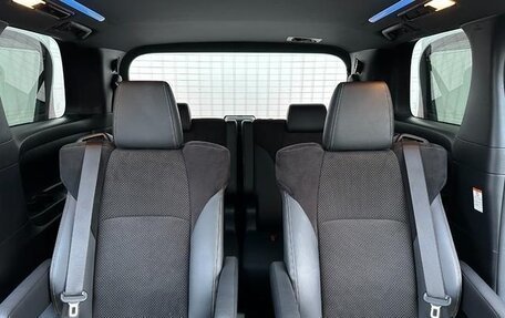 Toyota Alphard III, 2021 год, 3 350 000 рублей, 29 фотография