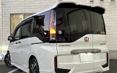 Honda Stepwgn IV, 2017 год, 1 430 000 рублей, 4 фотография