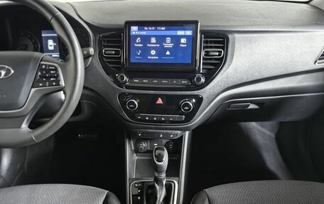 Hyundai Solaris II рестайлинг, 2022 год, 1 749 000 рублей, 11 фотография