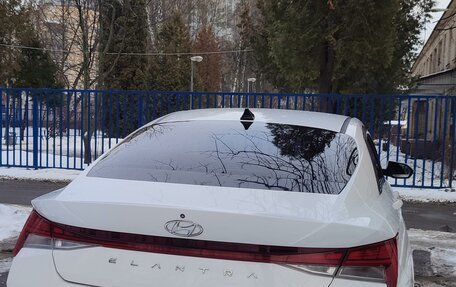 Hyundai Elantra, 2021 год, 2 500 000 рублей, 4 фотография