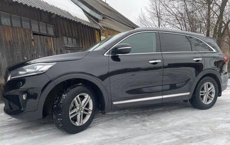 KIA Sorento III Prime рестайлинг, 2018 год, 3 000 000 рублей, 2 фотография