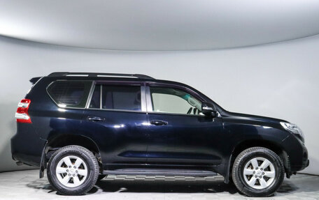 Toyota Land Cruiser Prado 150 рестайлинг 2, 2015 год, 3 698 000 рублей, 4 фотография