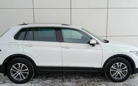 Volkswagen Tiguan II, 2021 год, 2 990 000 рублей, 5 фотография