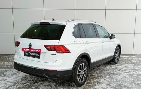 Volkswagen Tiguan II, 2021 год, 2 990 000 рублей, 6 фотография