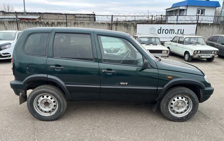 Chevrolet Niva I рестайлинг, 2004 год, 275 000 рублей, 3 фотография