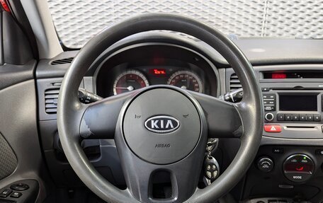 KIA Rio II, 2010 год, 600 000 рублей, 19 фотография