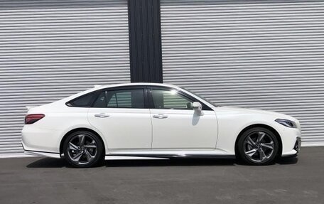 Toyota Crown, 2022 год, 2 515 000 рублей, 8 фотография