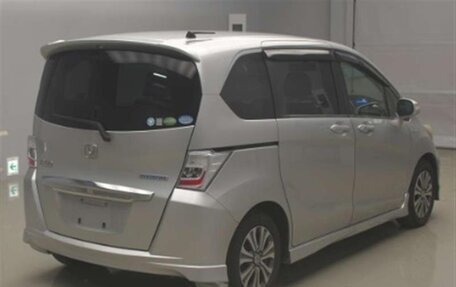 Honda Freed I, 2014 год, 870 000 рублей, 4 фотография