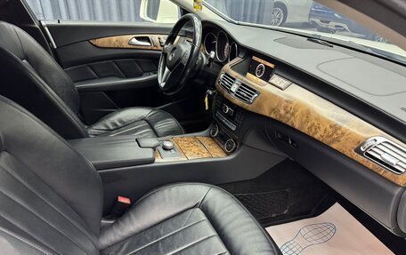 Mercedes-Benz CLS, 2011 год, 2 150 000 рублей, 29 фотография