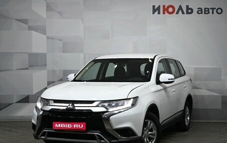 Mitsubishi Outlander III рестайлинг 3, 2019 год, 2 400 000 рублей, 1 фотография