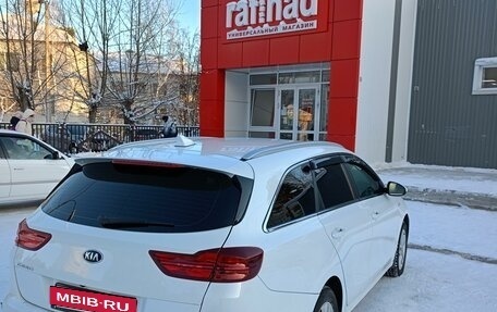 KIA cee'd III, 2021 год, 2 400 000 рублей, 3 фотография