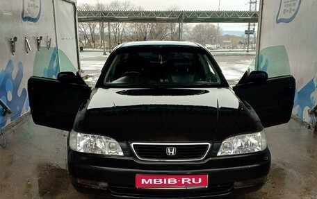 Honda Inspire III, 1995 год, 400 000 рублей, 1 фотография