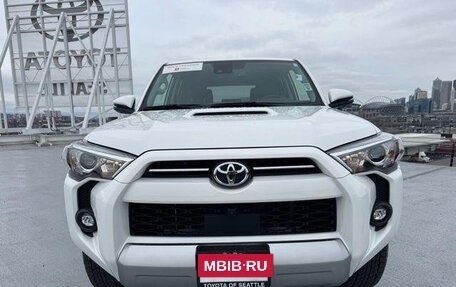 Toyota 4Runner V, 2023 год, 11 522 000 рублей, 2 фотография