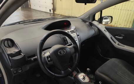 Toyota Yaris III рестайлинг, 2007 год, 485 000 рублей, 8 фотография