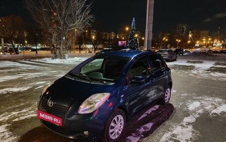 Toyota Yaris III рестайлинг, 2007 год, 485 000 рублей, 10 фотография