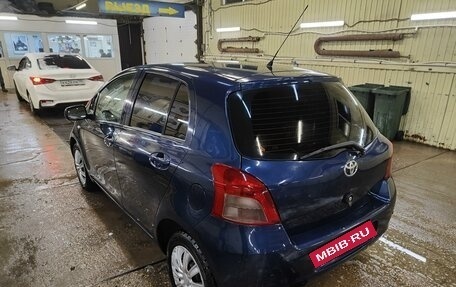 Toyota Yaris III рестайлинг, 2007 год, 485 000 рублей, 4 фотография