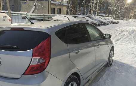 Hyundai Solaris II рестайлинг, 2016 год, 1 250 000 рублей, 3 фотография