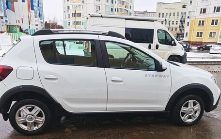 Renault Sandero II рестайлинг, 2019 год, 1 700 000 рублей, 3 фотография